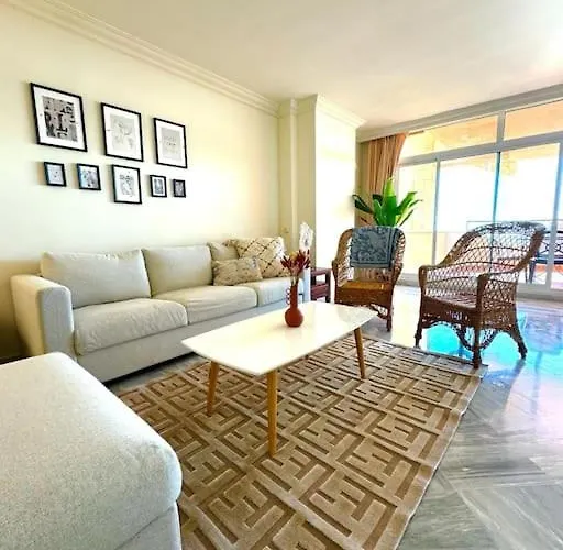 Lejlighed Magna 2 Bed With Speacular Sea Views