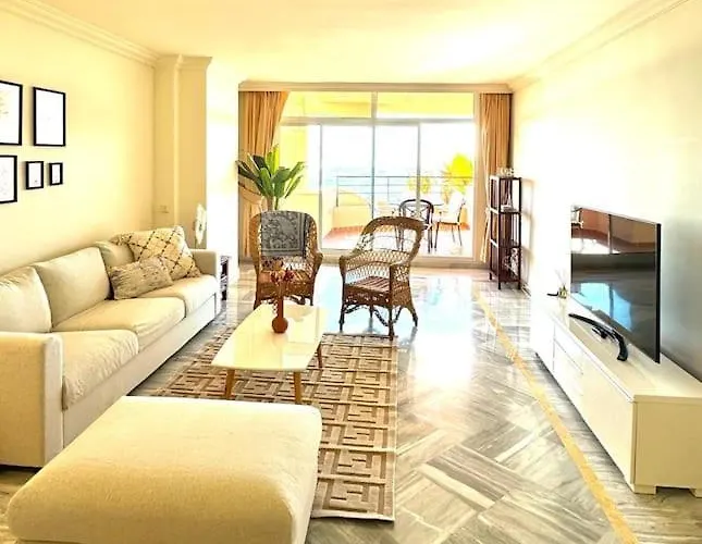 Lejlighed Magna 2 Bed With Speacular Sea Views *