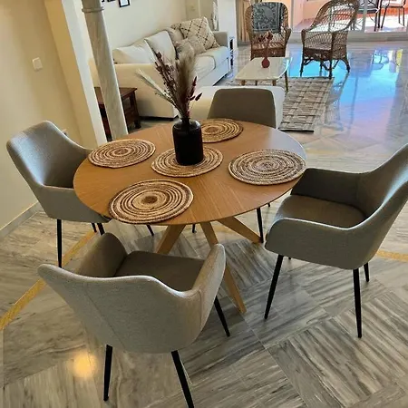 Magna 2 Bed With Speacular Sea Views Marbella
