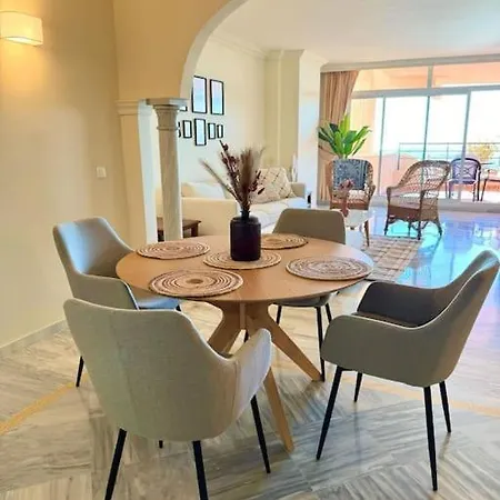 Magna 2 Bed With Speacular Sea Views Apartament *