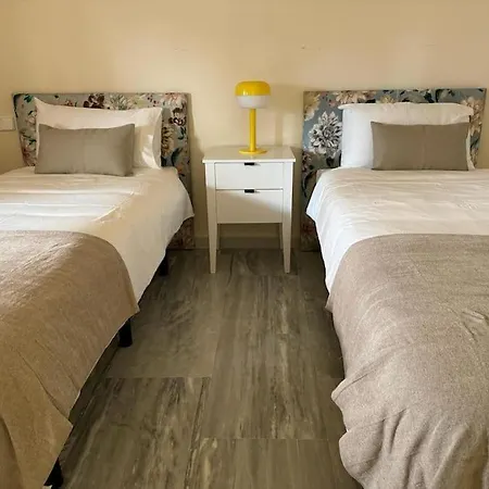 Magna 2 Bed With Speacular Sea Views アパート *