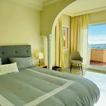 Magna 2 Bed With Speacular Sea Views Apartment