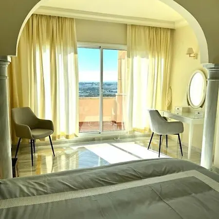 Apartment Magna 2 Bed With Speacular Sea Views