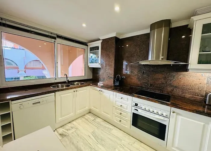 Magna 2 Bed With Speacular Sea Views * Marbella