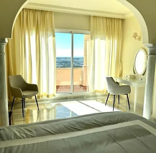 Apartment Magna 2 Bed With Speacular Sea Views