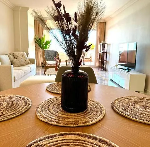 Magna 2 Bed With Speacular Sea Views Apartamento Marbella