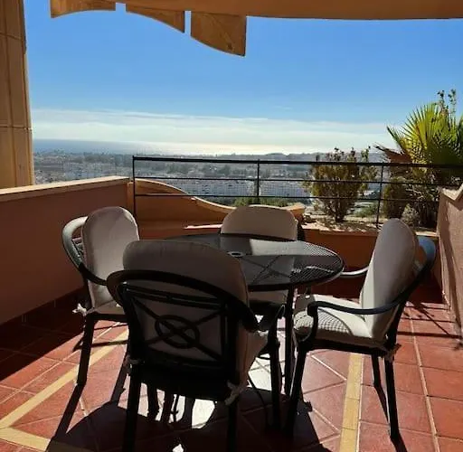 Magna 2 Bed With Speacular Sea Views *